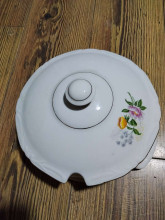 Decorative Porcelain Dish with Lid