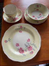 Vintage Floral Dinnerware Set